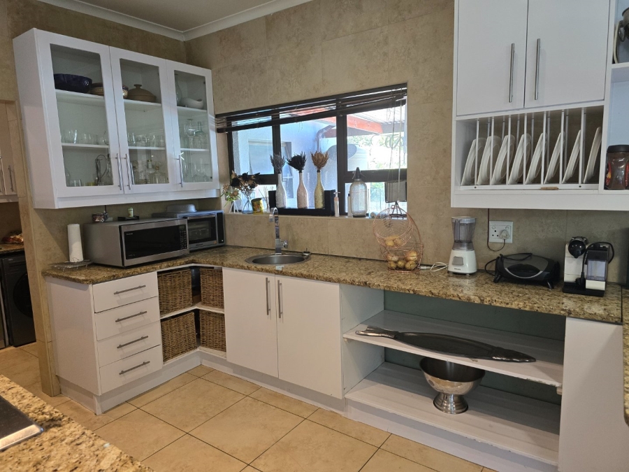 4 Bedroom Property for Sale in Milnerton Central Western Cape